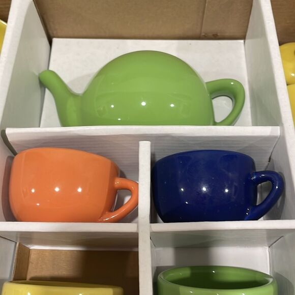 Schylling Retro Fiesta Style Childs Ceramic China Tea Set - Picture 8 of 15